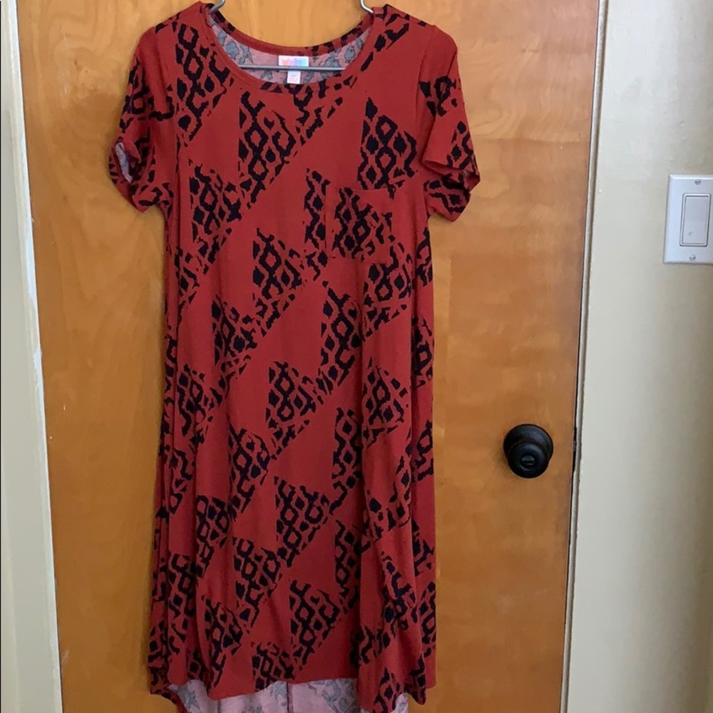Lularoe Carly dress shirt Maroon red and black XS
